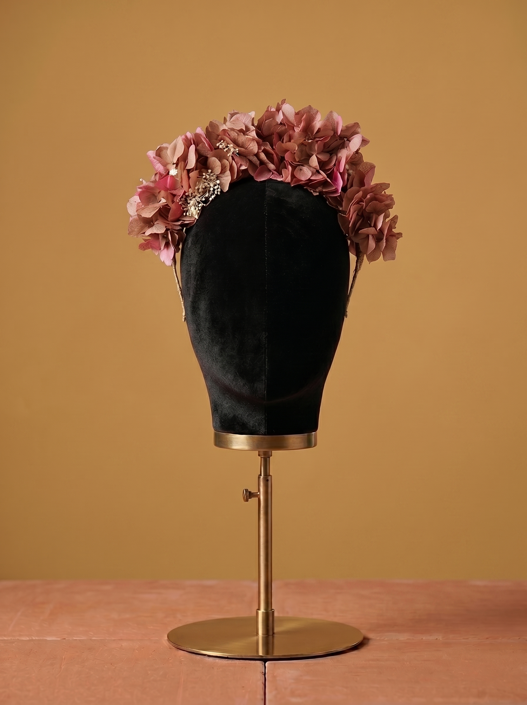 tocado de flores de boda en mallorca
