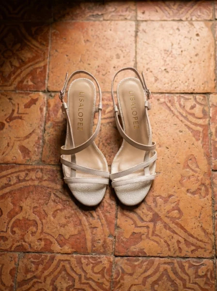 SANDALIAS BLANCAS CÓMODAS DE NOVIA