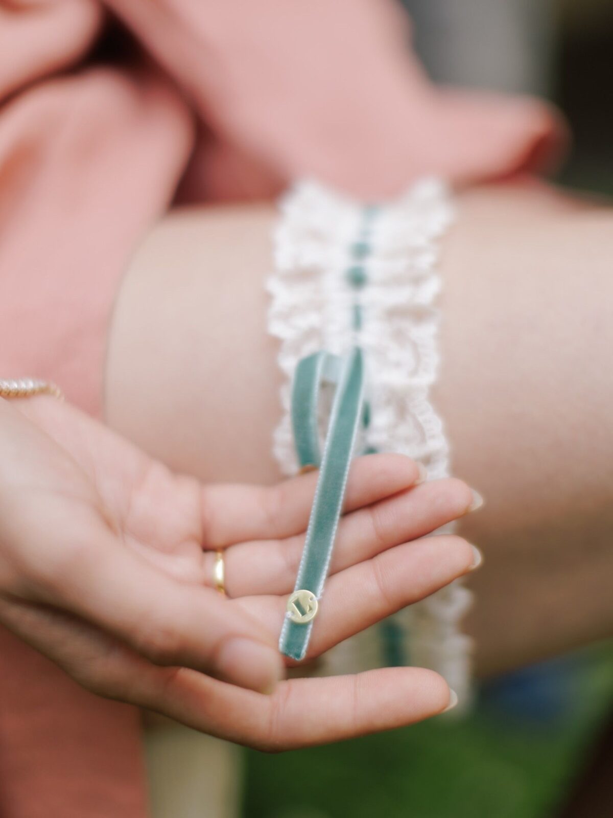 Liga de novia azul